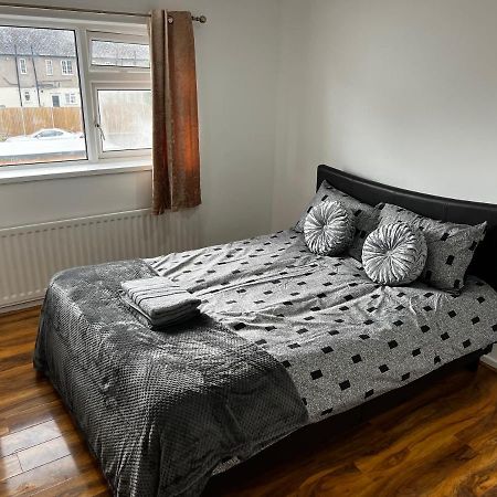 Good Priced Single Rooms In Hayes Northolt (Greater London) Exterior foto
