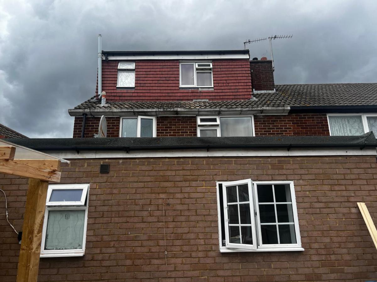 Good Priced Single Rooms In Hayes Northolt (Greater London) Exterior foto